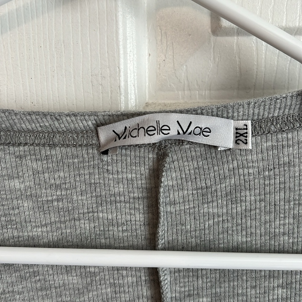 Never worn Michelle Mae cardigan - Picture 3 of 4